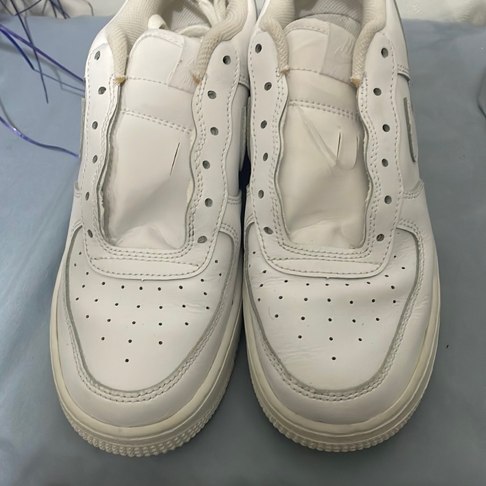 Nike youth size 6.5 All White